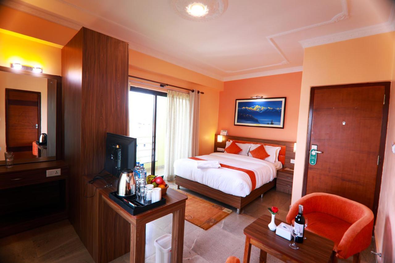 פוקהרה Hotel Task International מראה חיצוני תמונה