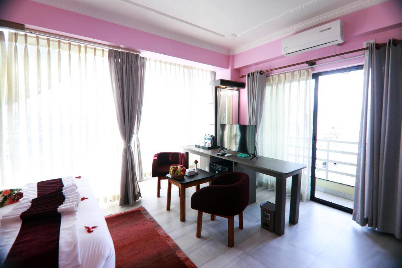 פוקהרה Hotel Task International מראה חיצוני תמונה